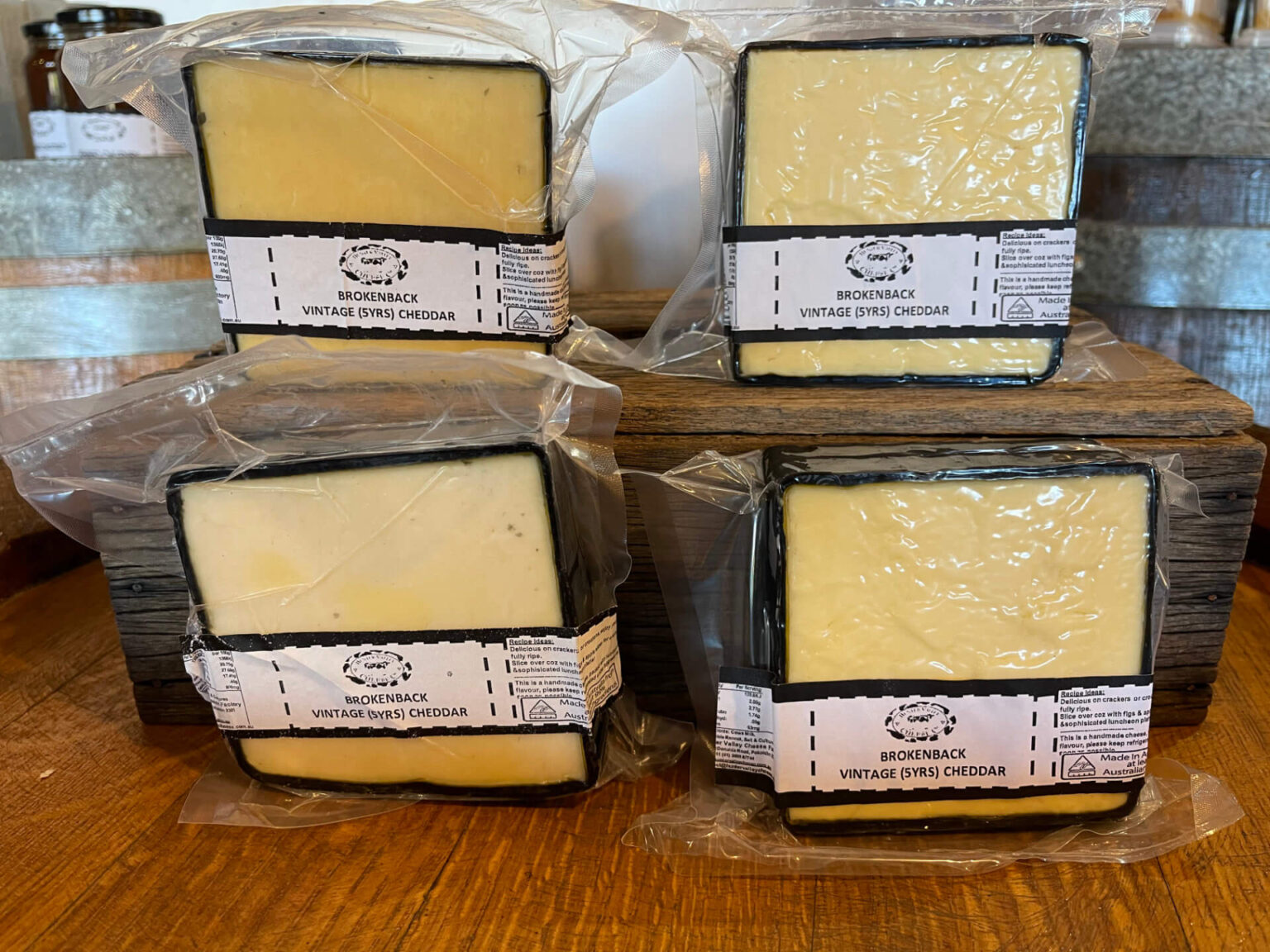 Brokenback Vintage Cheddar (5yrs) Hunter Valley Cheese Factory